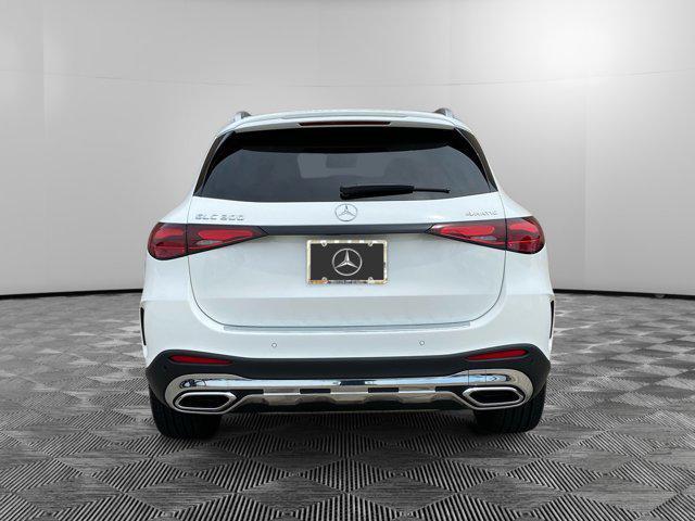 new 2025 Mercedes-Benz GLC 300 car, priced at $63,850