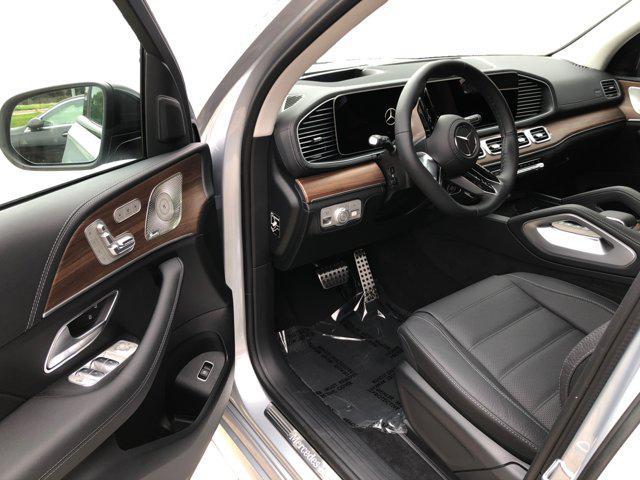 new 2025 Mercedes-Benz GLS 450 car, priced at $102,540