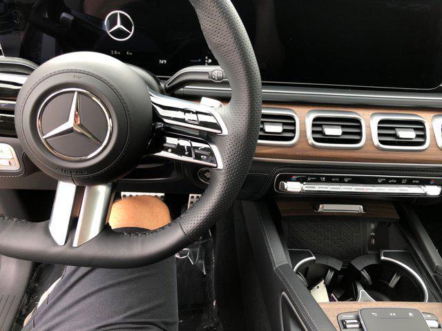 new 2025 Mercedes-Benz GLS 450 car, priced at $102,540