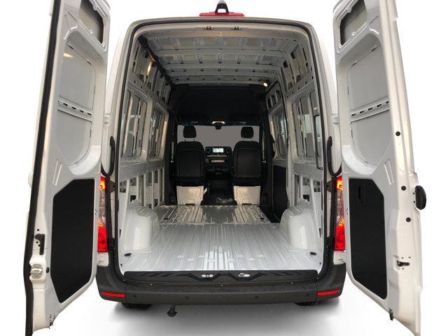 new 2025 Mercedes-Benz Sprinter 2500 car, priced at $61,198