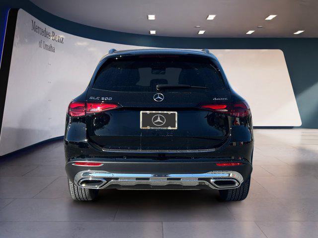 new 2025 Mercedes-Benz GLC 300 car, priced at $47,375