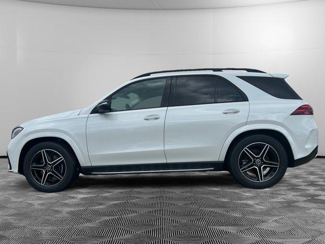new 2025 Mercedes-Benz GLE 580 car, priced at $106,660