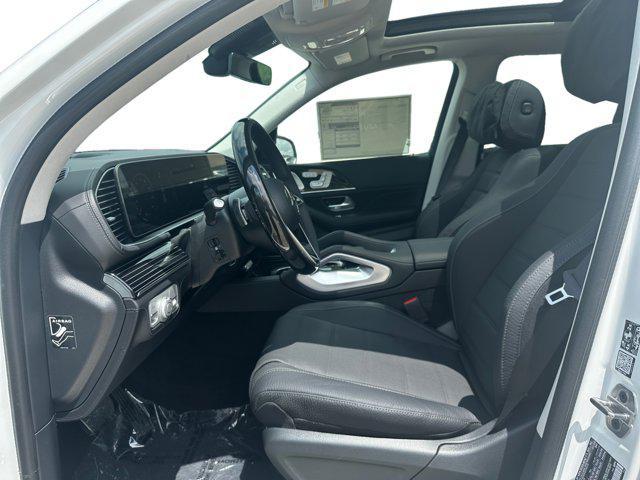new 2025 Mercedes-Benz GLE 580 car, priced at $106,660