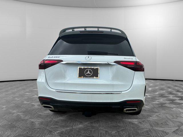 new 2025 Mercedes-Benz GLE 580 car, priced at $106,660