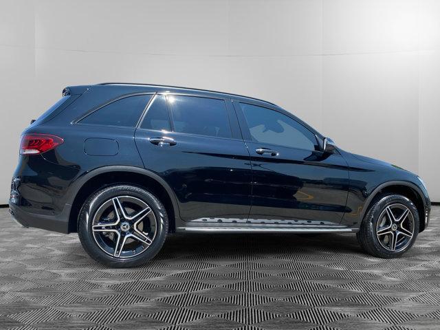 used 2022 Mercedes-Benz GLC 300 car, priced at $35,900