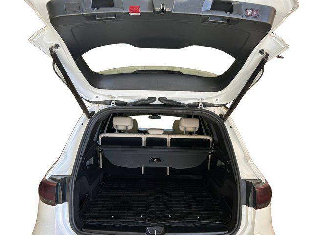 used 2020 Mercedes-Benz GLB 250 car, priced at $25,000