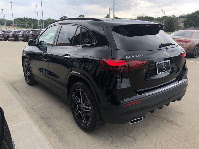 new 2025 Mercedes-Benz GLA 250 car, priced at $54,370