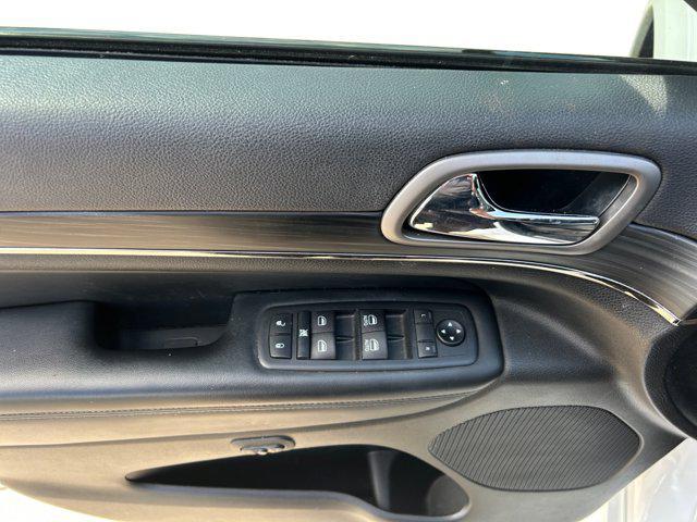 used 2020 Jeep Grand Cherokee car, priced at $28,900