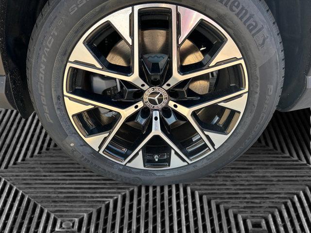 new 2025 Mercedes-Benz GLC 350e car, priced at $68,670