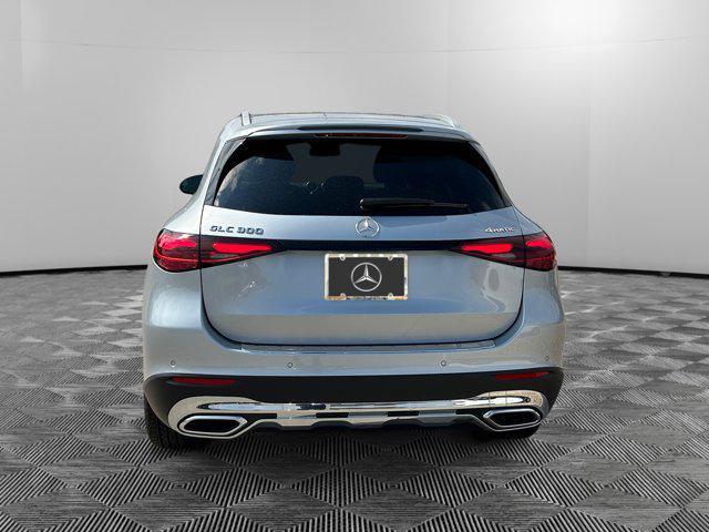 new 2025 Mercedes-Benz GLC 300 car, priced at $57,705