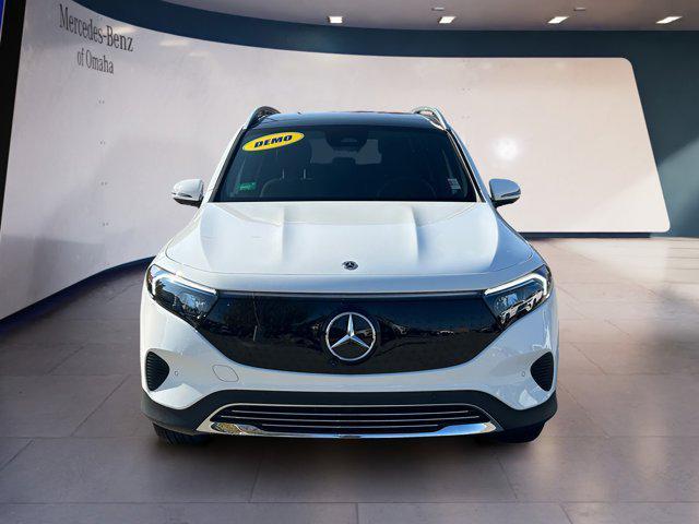 new 2024 Mercedes-Benz EQB 300 car