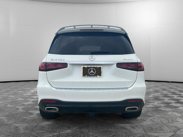 new 2025 Mercedes-Benz GLS 580 car, priced at $123,075