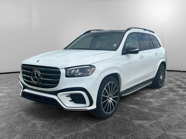 new 2025 Mercedes-Benz GLS 580 car, priced at $123,075