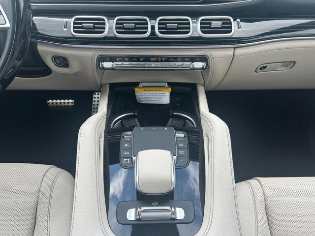 new 2025 Mercedes-Benz GLS 580 car, priced at $123,075