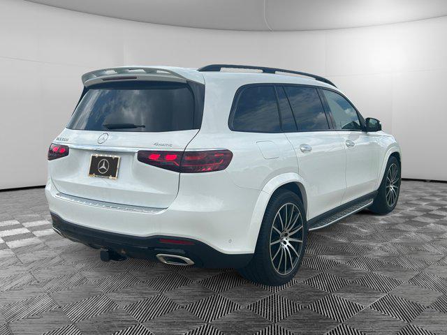 new 2025 Mercedes-Benz GLS 580 car, priced at $123,075