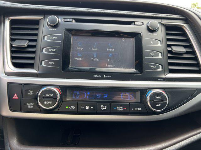 used 2014 Toyota Highlander car, priced at $12,991