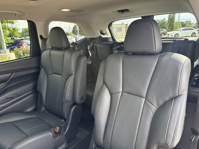 new 2025 Subaru Ascent car, priced at $51,178