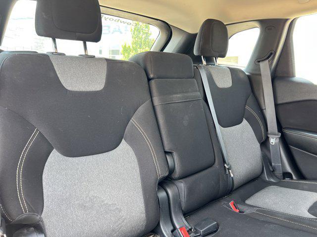 used 2015 Jeep Cherokee car, priced at $9,491
