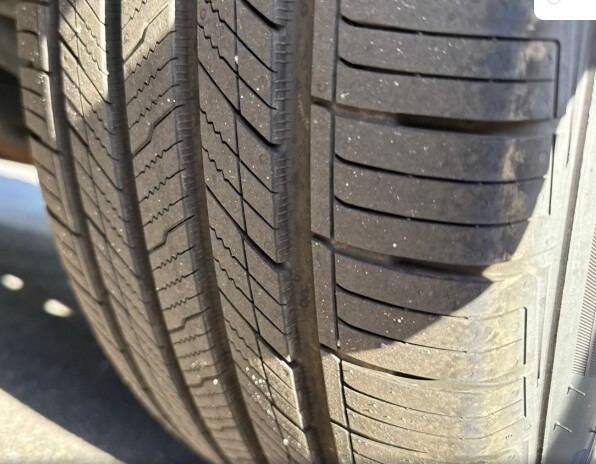 used 2012 Land Rover LR4 car, priced at $10,700