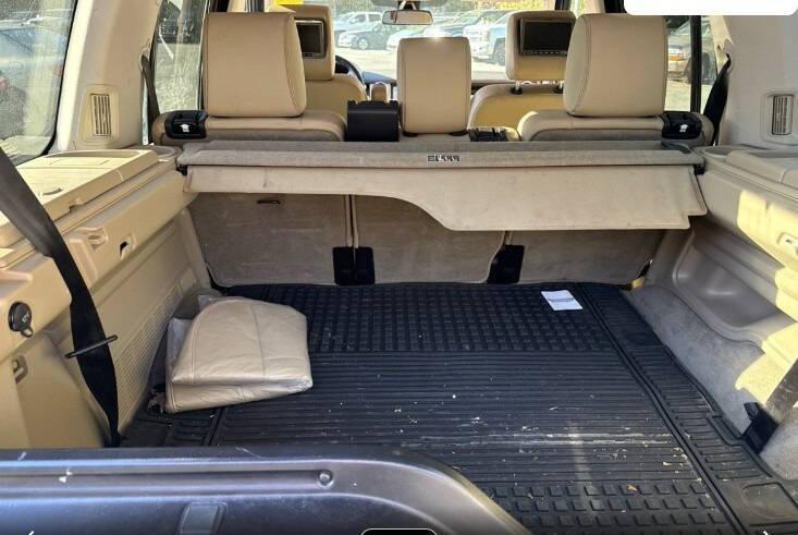 used 2012 Land Rover LR4 car, priced at $10,700