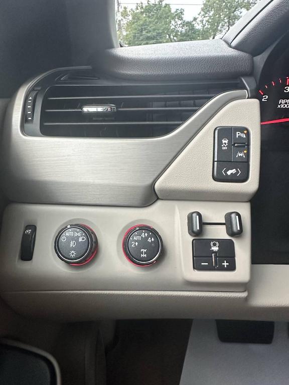 used 2016 GMC Yukon XL car, priced at $23,400