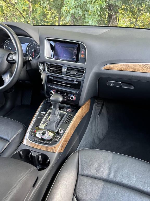 used 2015 Audi Q5 car, priced at $9,500