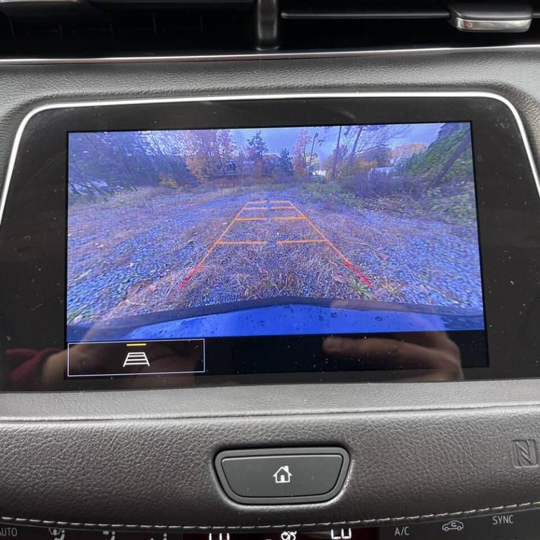 used 2021 Cadillac XT4 car, priced at $19,500