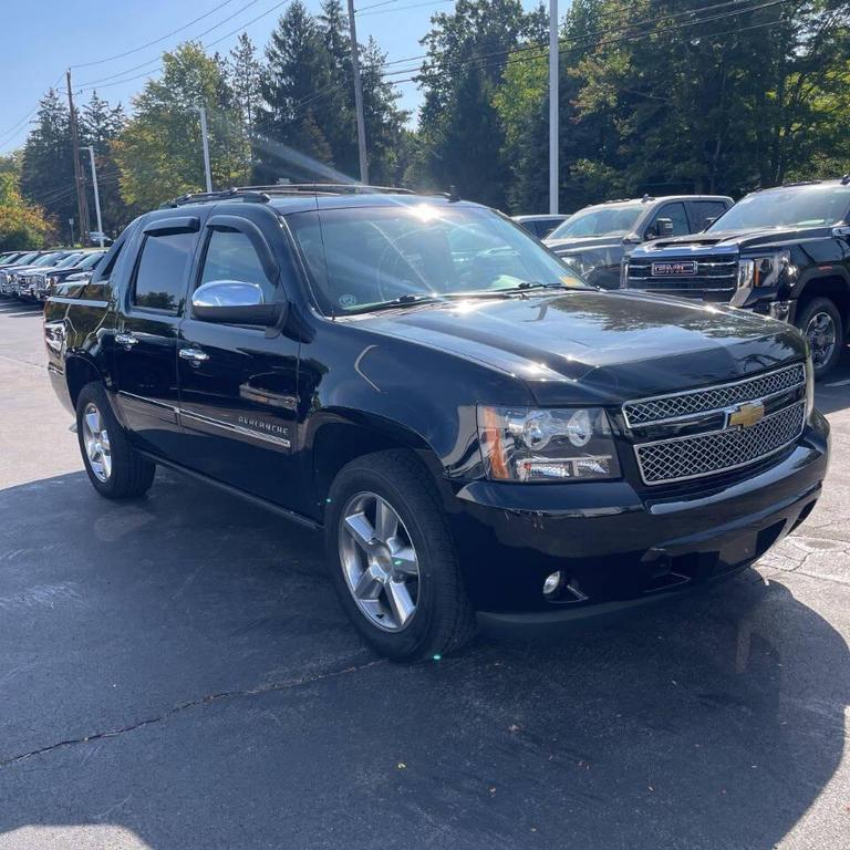 used 2013 Chevrolet Avalanche car, priced at $20,500