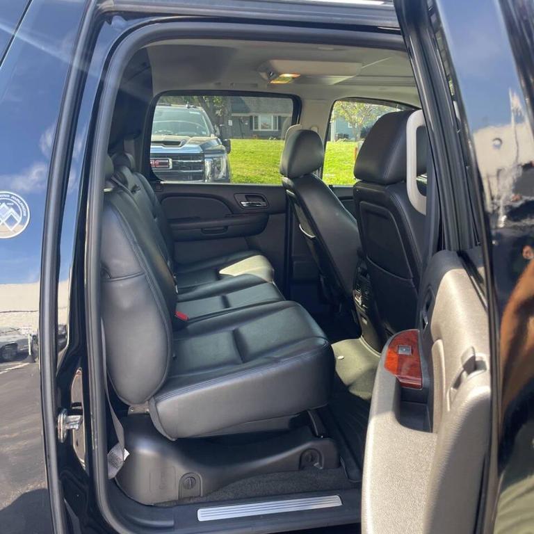 used 2013 Chevrolet Avalanche car, priced at $20,500