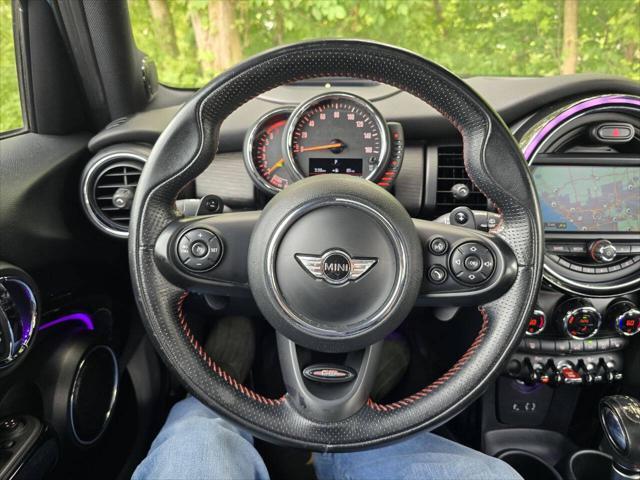 used 2016 MINI Hardtop car, priced at $11,200
