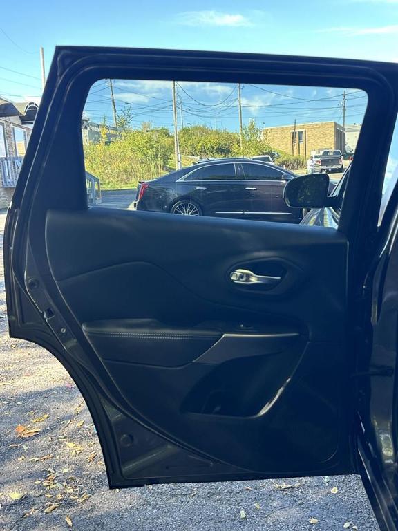 used 2019 Jeep Cherokee car, priced at $15,800
