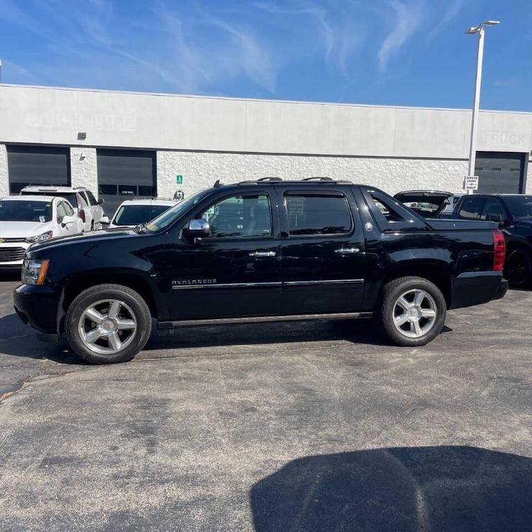 used 2013 Chevrolet Avalanche car, priced at $19,700