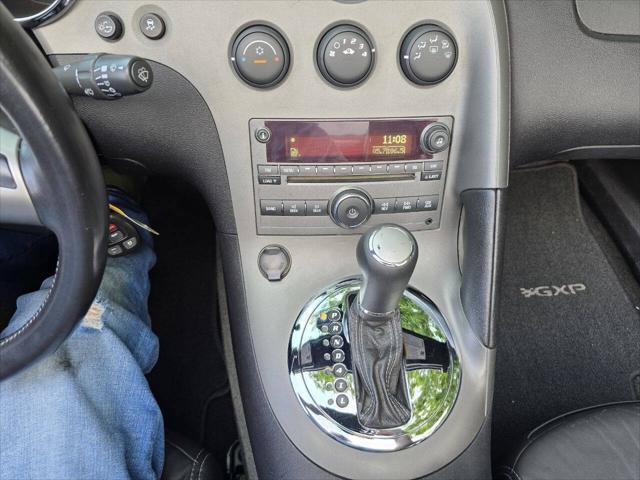 used 2007 Pontiac Solstice car, priced at $12,900