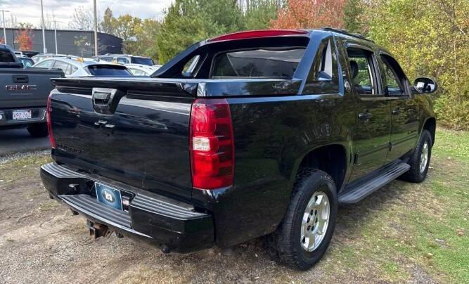 used 2013 Chevrolet Avalanche car, priced at $16,600