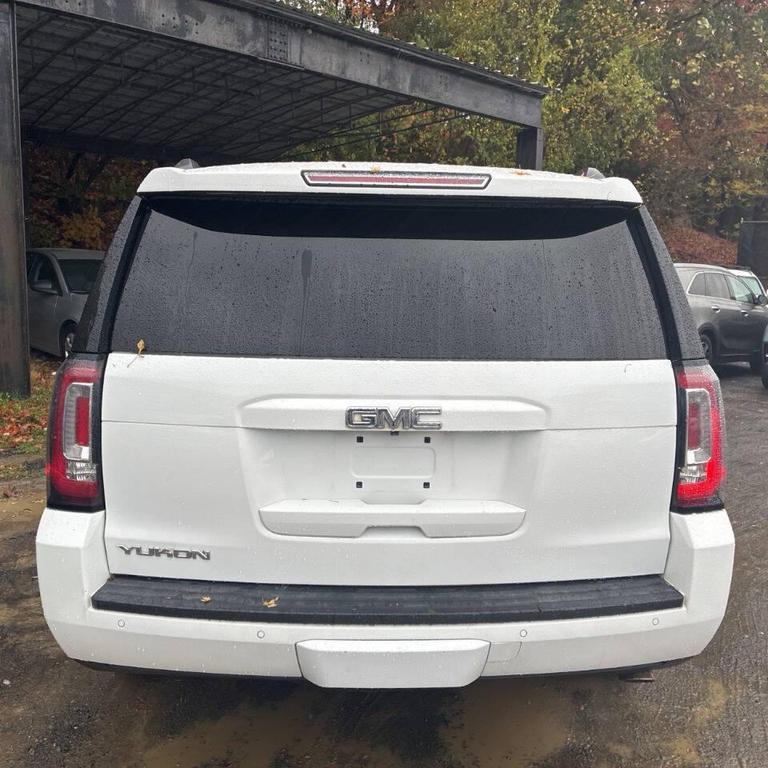 used 2017 GMC Yukon car, priced at $25,900