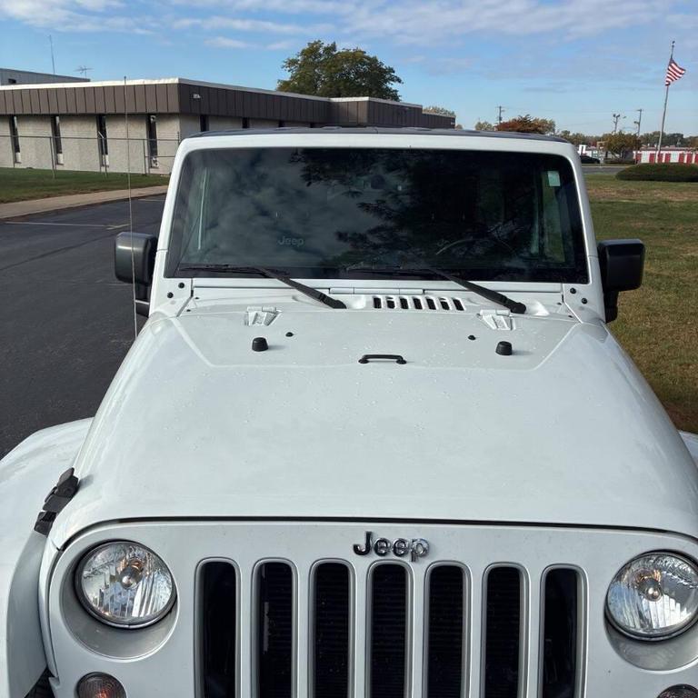 used 2016 Jeep Wrangler Unlimited car, priced at $18,700