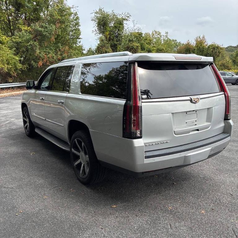 used 2016 Cadillac Escalade ESV car, priced at $30,990