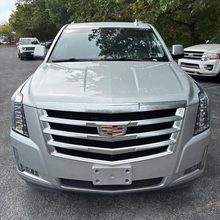 used 2016 Cadillac Escalade ESV car, priced at $30,990