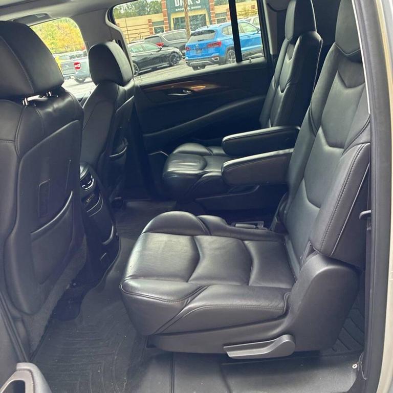 used 2016 Cadillac Escalade ESV car, priced at $30,990