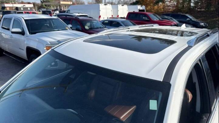 used 2018 Chevrolet Traverse car, priced at $19,900