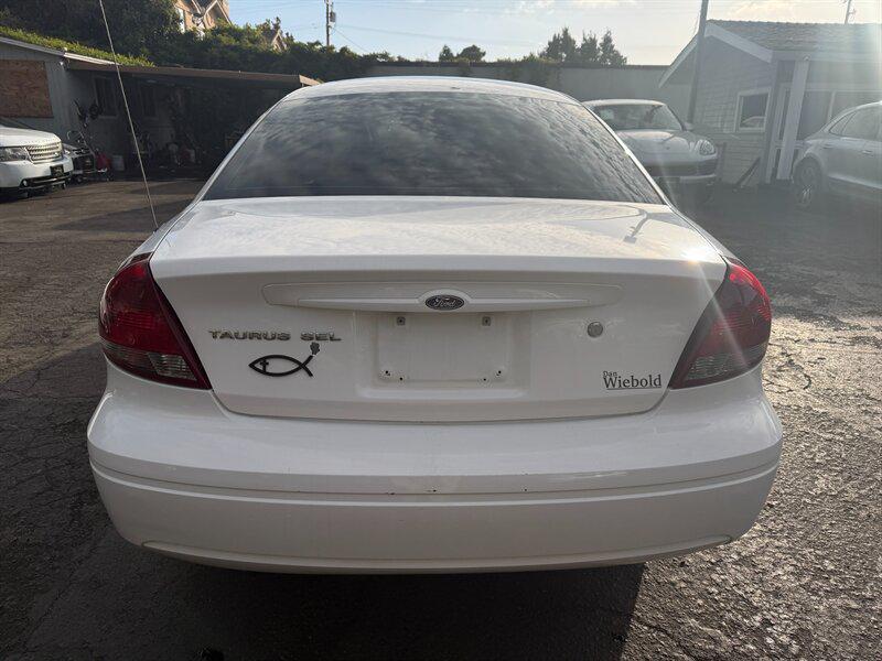 used 2005 Ford Taurus car, priced at $2,995