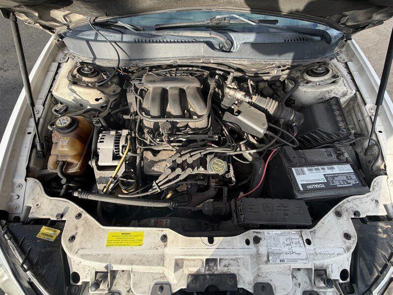 used 2005 Ford Taurus car, priced at $2,995