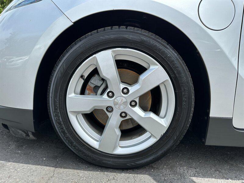 used 2013 Chevrolet Volt car, priced at $4,200