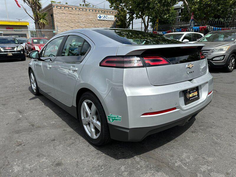 used 2013 Chevrolet Volt car, priced at $4,200