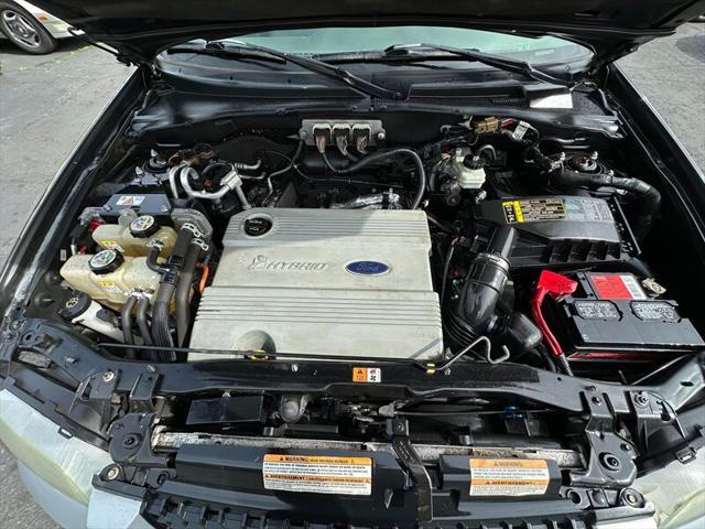 used 2006 Ford Escape Hybrid car, priced at $5,500