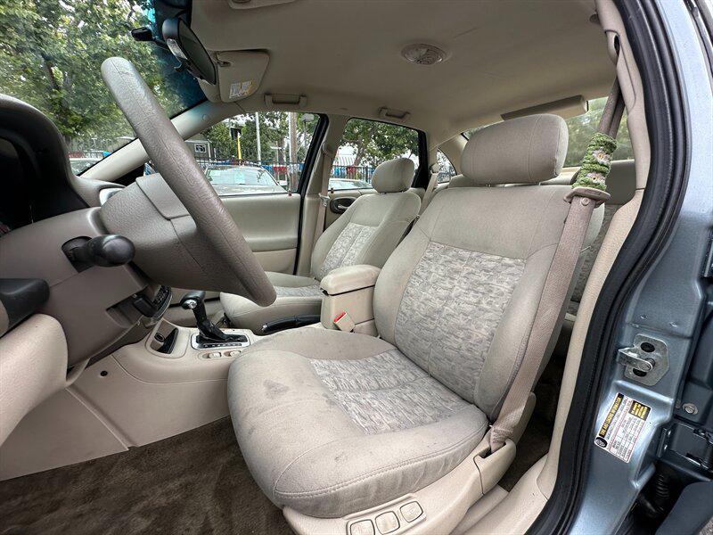 used 2005 Saturn L car, priced at $4,995