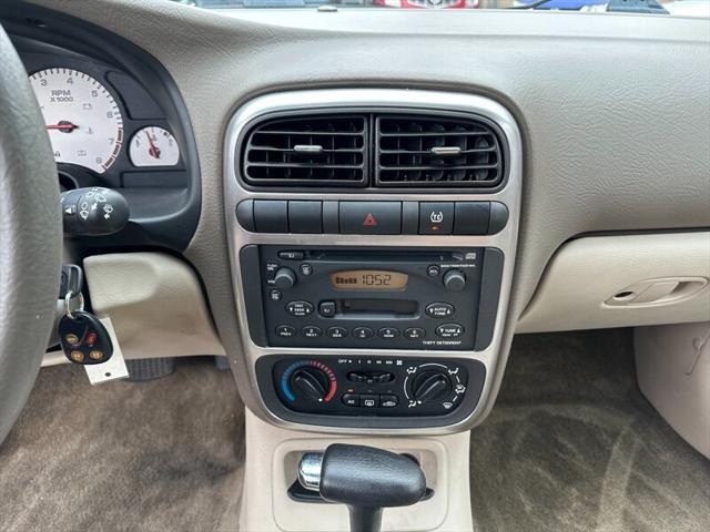 used 2005 Saturn L car, priced at $4,995