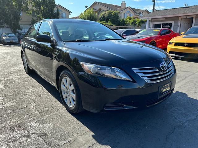 used 2007 Toyota Camry Hybrid car, priced at $6,995