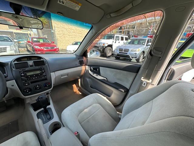 used 2006 Kia Spectra car, priced at $3,995