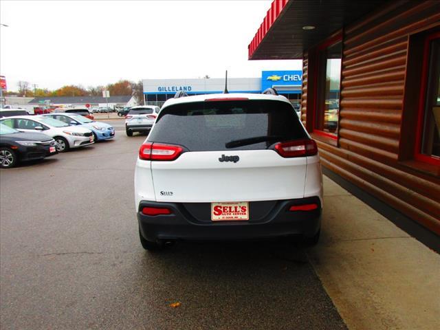 used 2016 Jeep Cherokee car, priced at $10,999